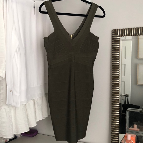 Dress bodycon khaki size L